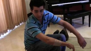 Teen coeds get fingered